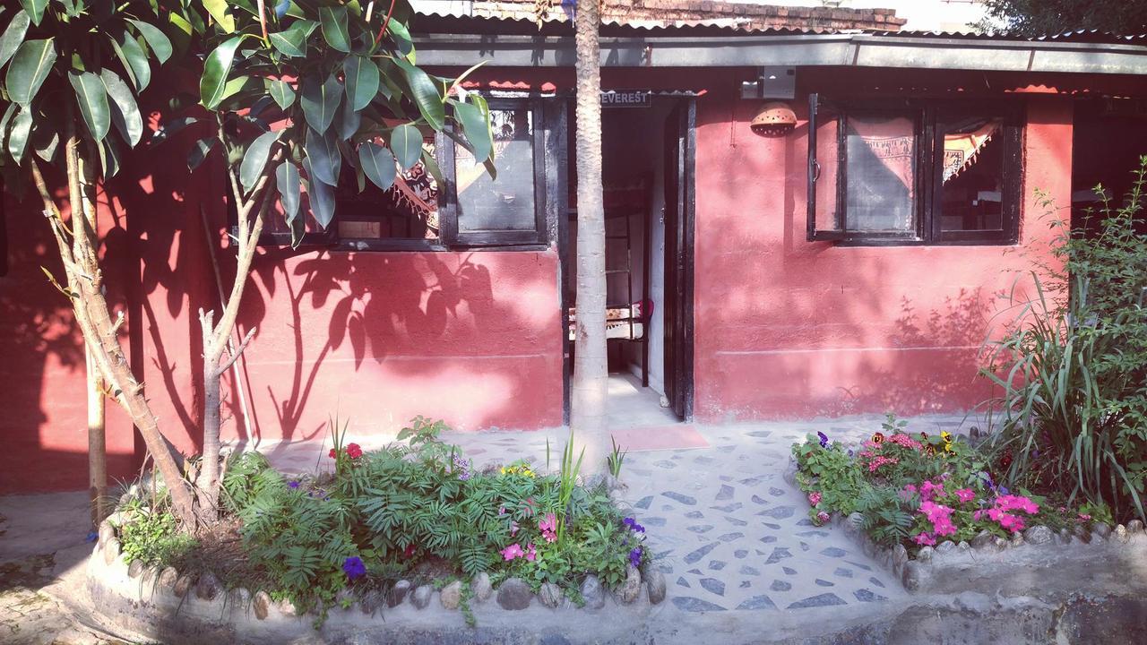 Phat Kath'S Secret Garden Backpackers Hostel Kathmandu Exterior photo